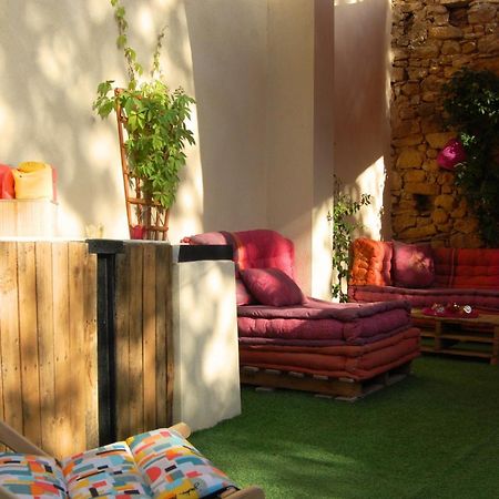 La Bucolique, Chambres Et Jardin D'Hotes Sabran Kültér fotó
