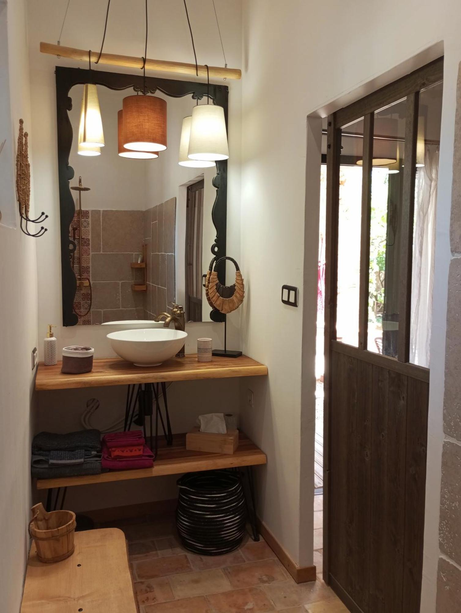 La Bucolique, Chambres Et Jardin D'Hotes Sabran Kültér fotó
